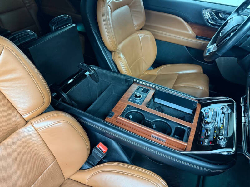 2021 Lincoln Navigator L Reserve