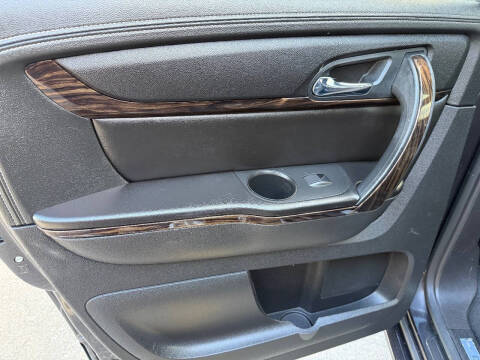 2016 GMC Acadia Denali