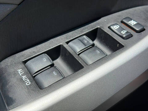 2015 Toyota Prius Three