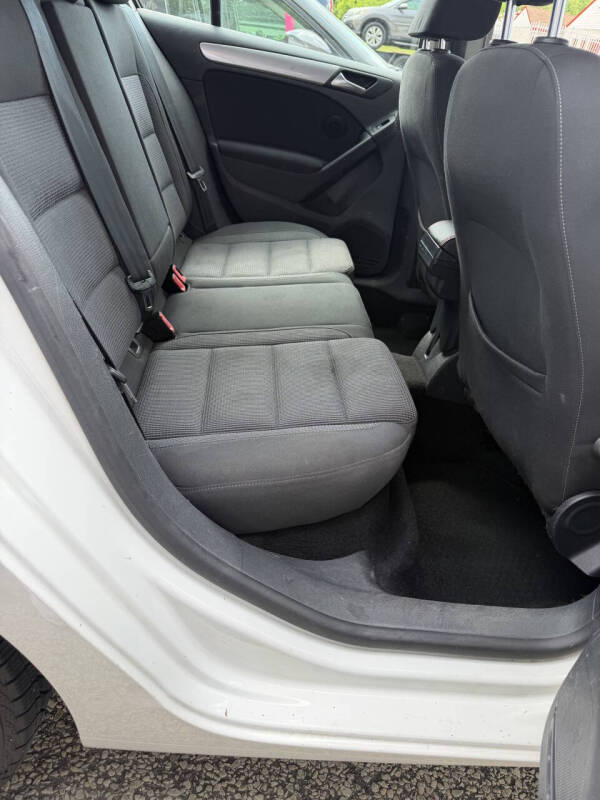 2011 Volkswagen Golf 2.5L PZEV