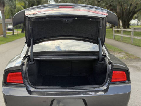 2014 Dodge Charger SE