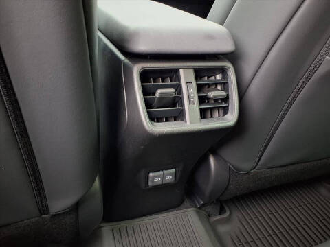 2023 Lexus UX 250h F SPORT Handling