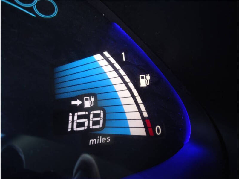 2016 Nissan LEAF