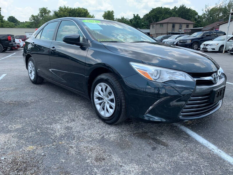 2016 Toyota Camry for sale at Fernando's Auto Sales LLC. in Dallas TX