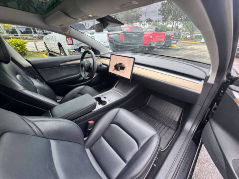 2022 Tesla Model 3 Long Range