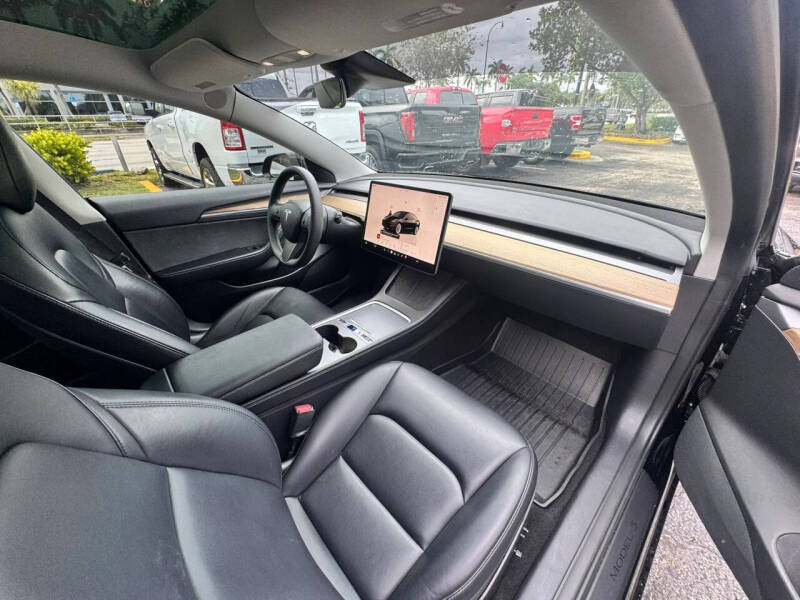 2022 Tesla Model 3 Long Range