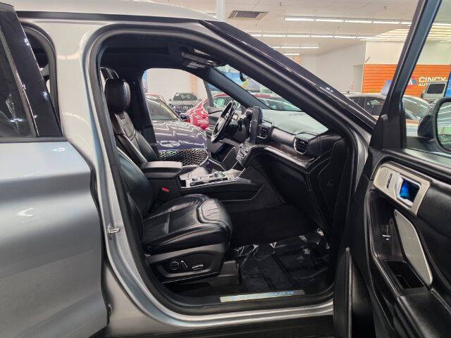 2020 Ford Explorer Platinum