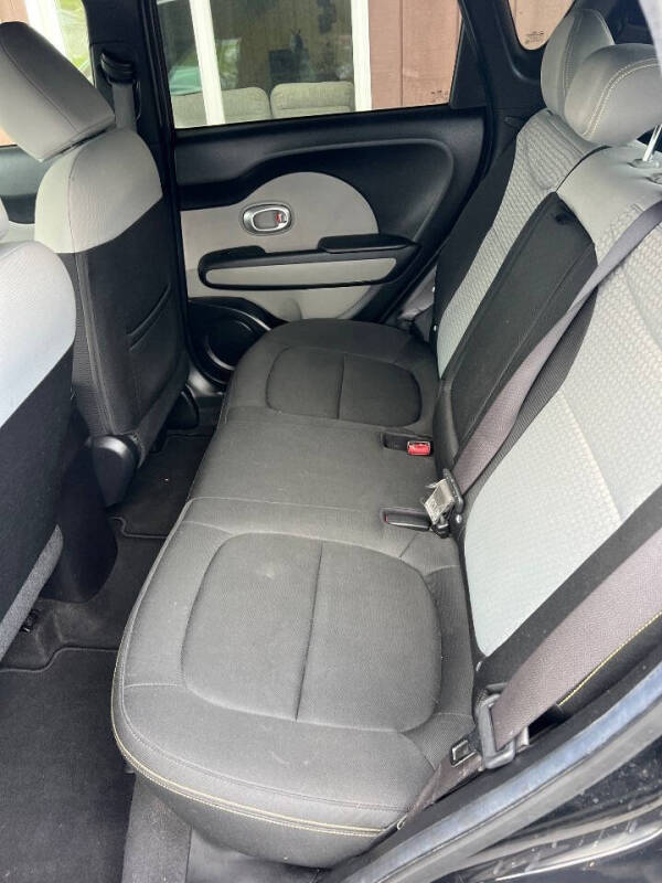 2015 Kia Soul +