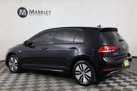 2017 Volkswagen e-Golf SE