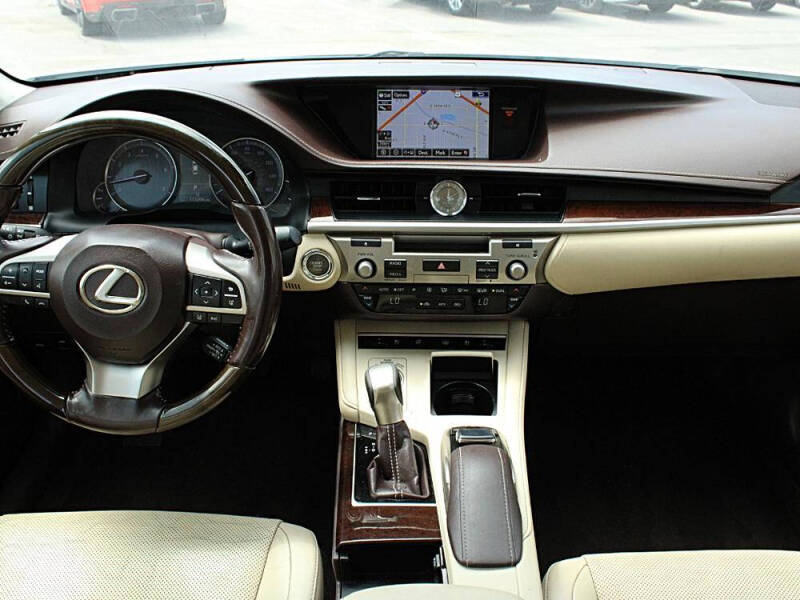 2016 Lexus ES 350