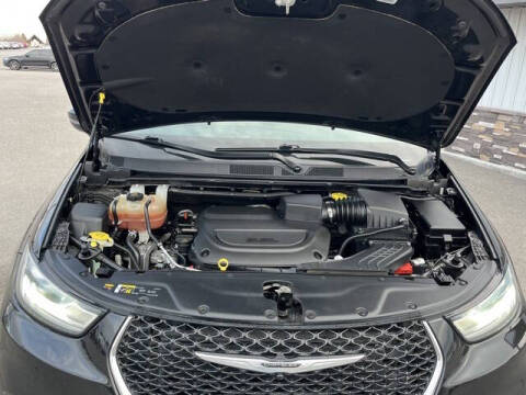 2022 Chrysler Pacifica Touring