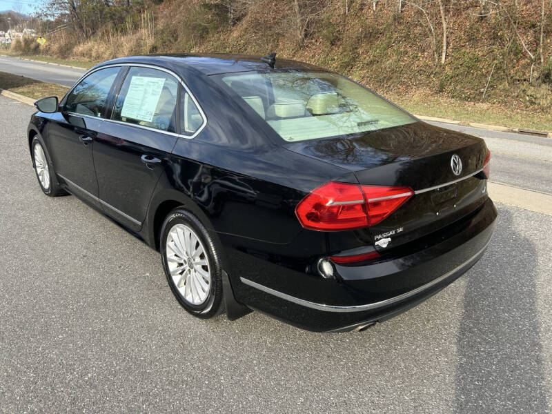 2016 Volkswagen Passat 1.8T SE