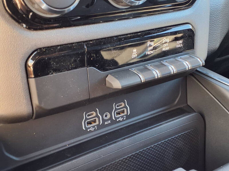 2026 RAM 1500 Express