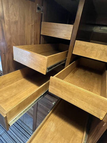 2002 Foretravel GV320 4010