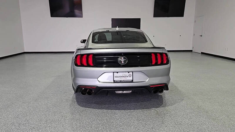 2020 Ford Mustang