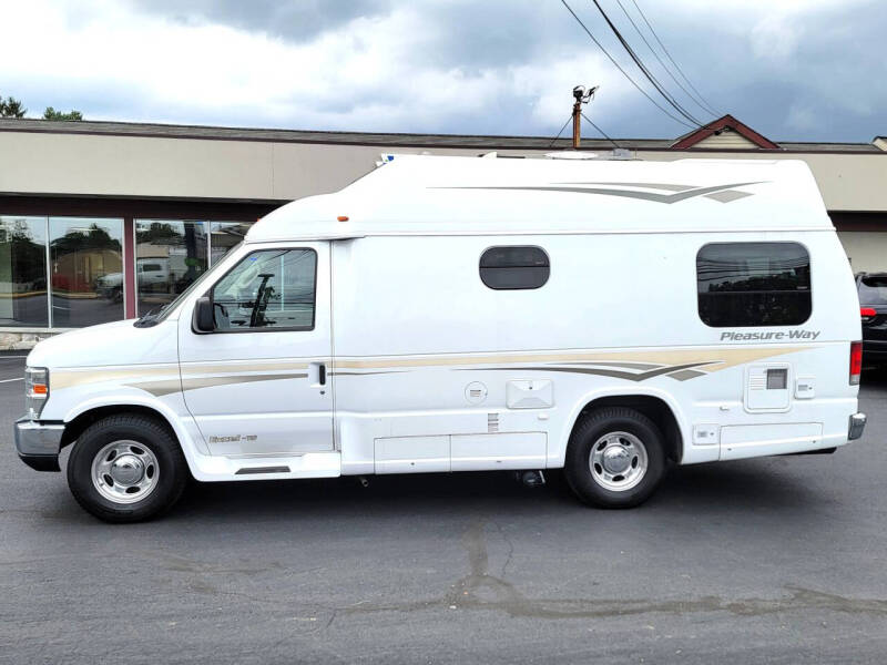 2010 Ford E-Series E-350 SD