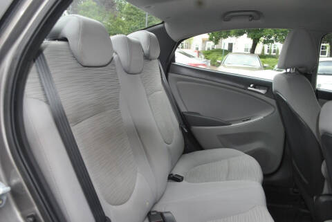 2017 Hyundai Accent SE