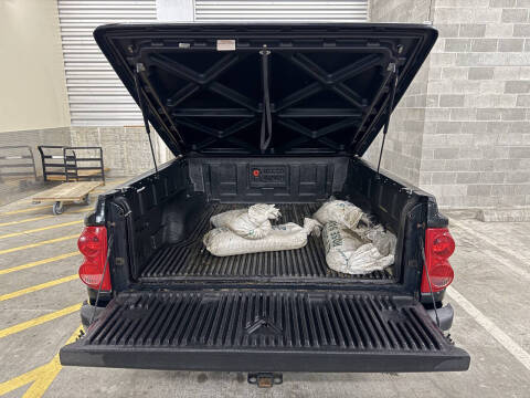 2005 Dodge Dakota SLT