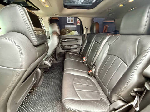 2011 GMC Acadia Denali