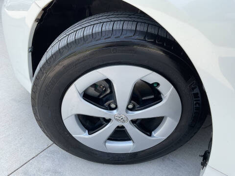 2015 Toyota Prius Three