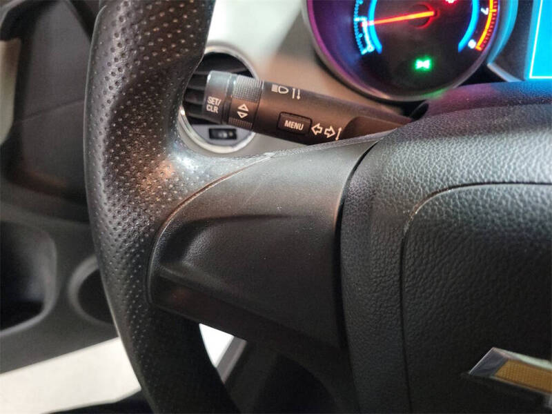 2014 Chevrolet Cruze LS Auto