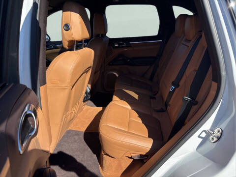 2012 Porsche Cayenne S