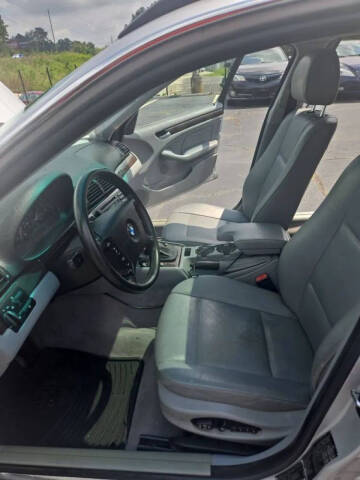 2002 BMW 3 Series 325xi