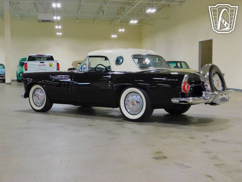 1956 Ford Thunderbird