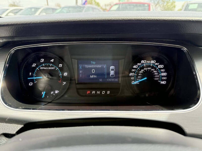 2016 Ford Taurus SEL