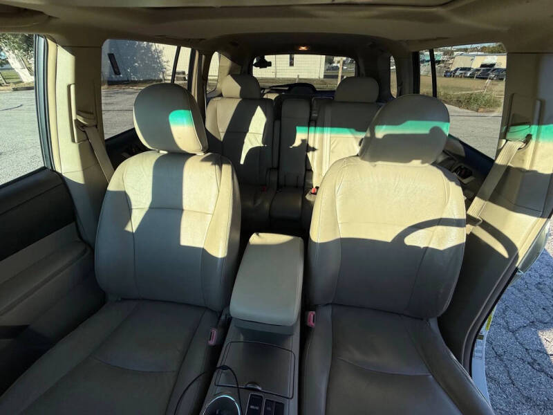 2010 Toyota Highlander SE