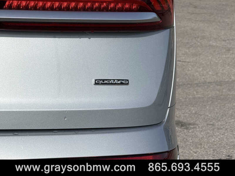 2024 Audi Q7 quattro Premium Plus 45 TFSI