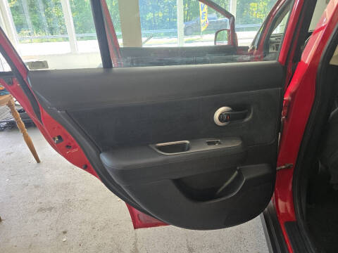 2010 Nissan Versa 1.8 S
