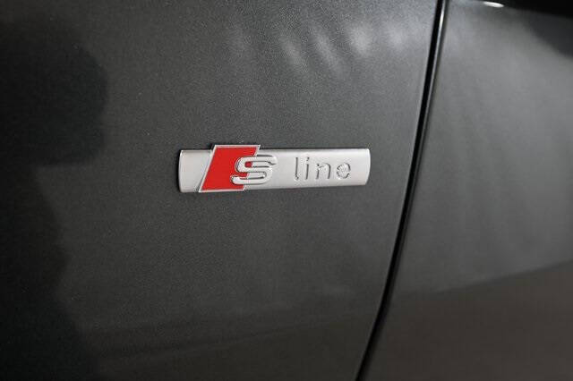 2019 Audi Q8 quattro Premium Plus 55 TFSI