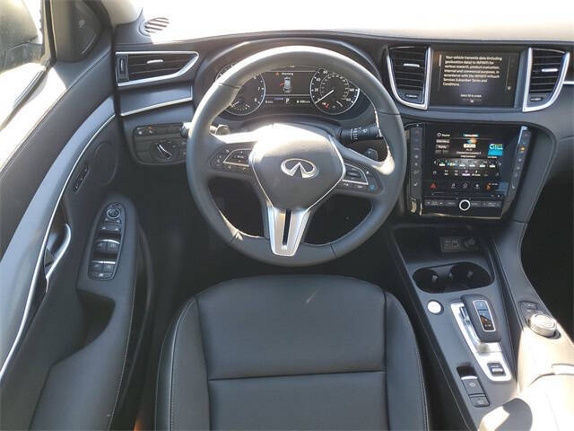 2025 Infiniti QX50 Luxe