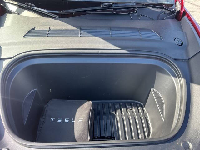 2025 Tesla Model Y Long Range