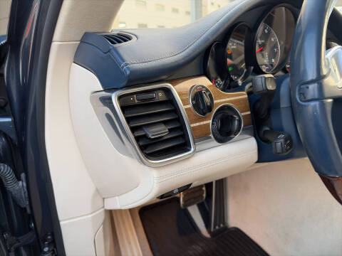 2012 Porsche Panamera 4S