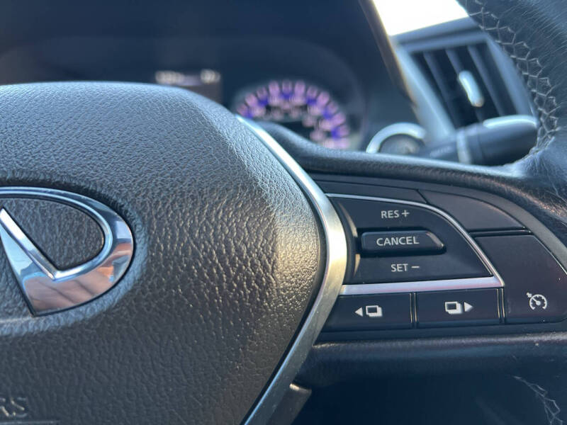 2017 Infiniti Q60 3.0T Premium