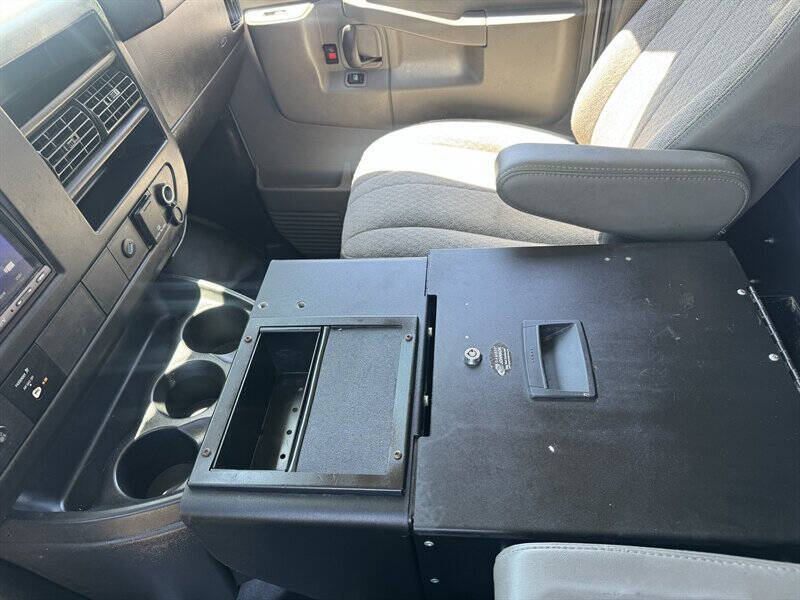2017 Chevrolet Express 2500