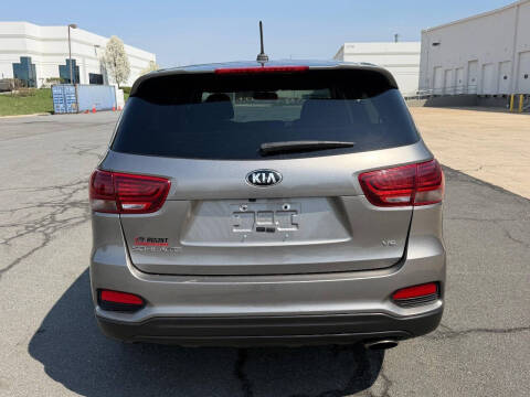 2019 Kia Sorento LX V6