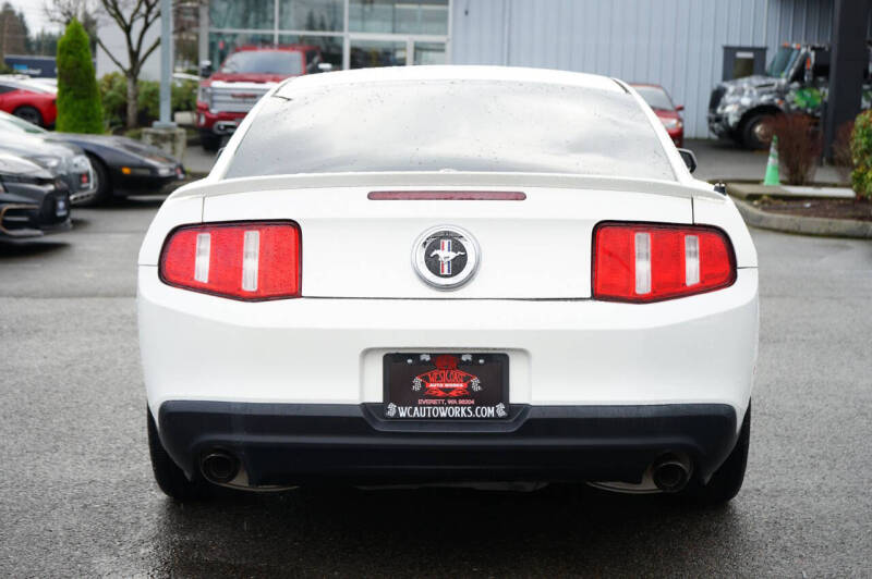 2012 Ford Mustang V6