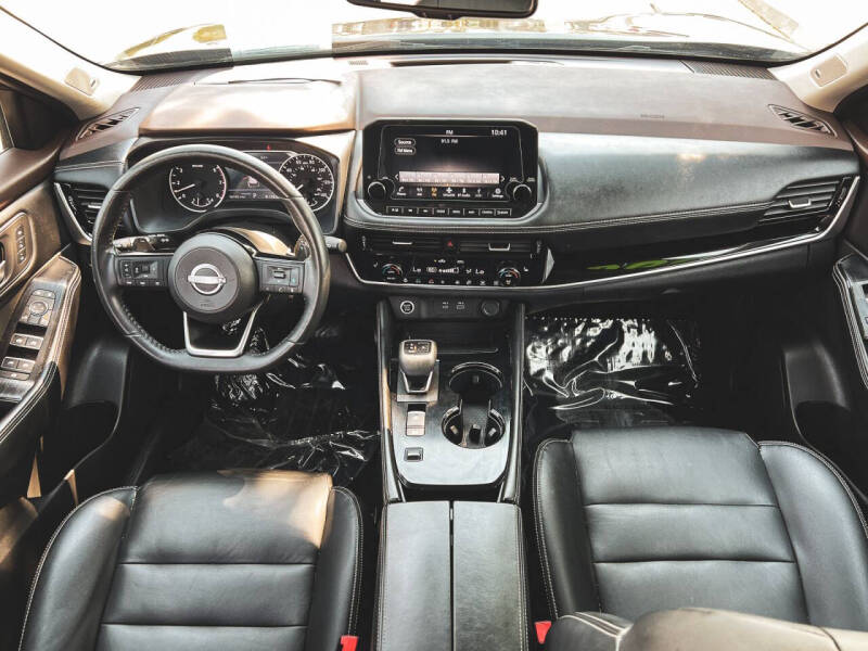 2023 Nissan Rogue SL