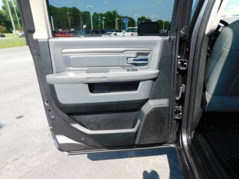 2019 RAM 1500 Classic SLT