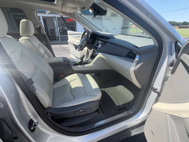 2017 Cadillac XT5 Luxury