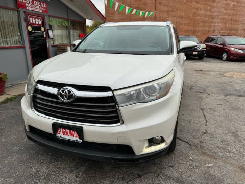 2014 Toyota Highlander for sale at Best Deal Motors in Saint Charles MO