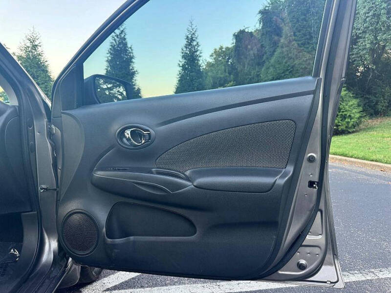 2016 Nissan Versa 1.6 S