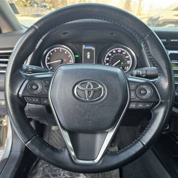 2018 Toyota Camry SE
