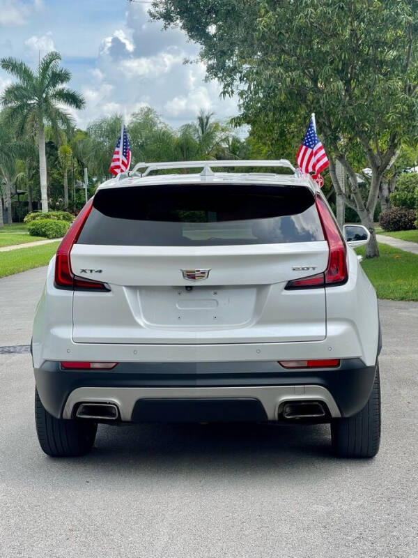 2019 Cadillac XT4 Premium Luxury