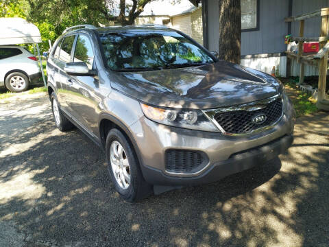 2011 Kia Sorento for sale at FAST MOTORS LLC in Austin TX