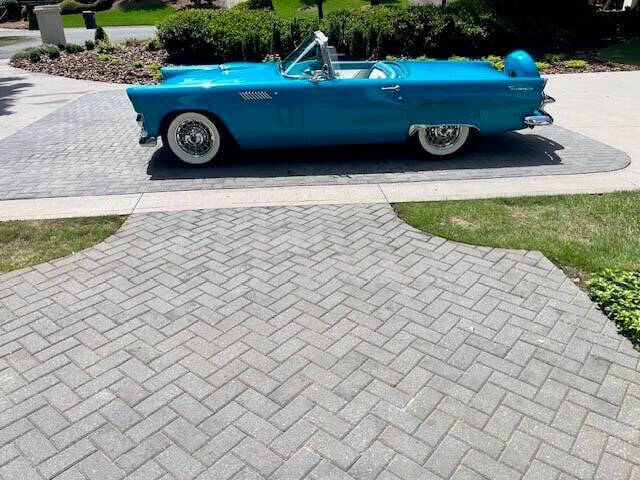 1956 Ford Thunderbird