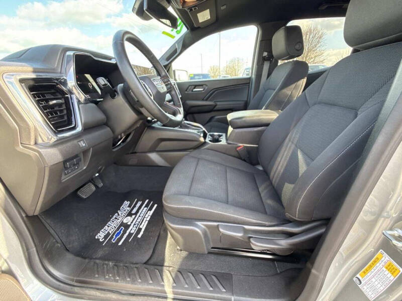 2024 GMC Canyon Elevation